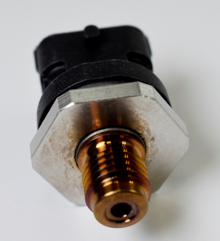 Датчик давления топлива Cartronic CRTR0121634 Ref.0281006176/ 0281006326
