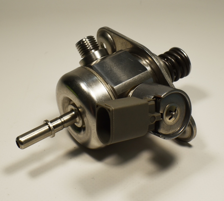 Топливный насос (ТНВД) Cartronic CRTR0132501 13517607159/ 0261520150/ 0261520149