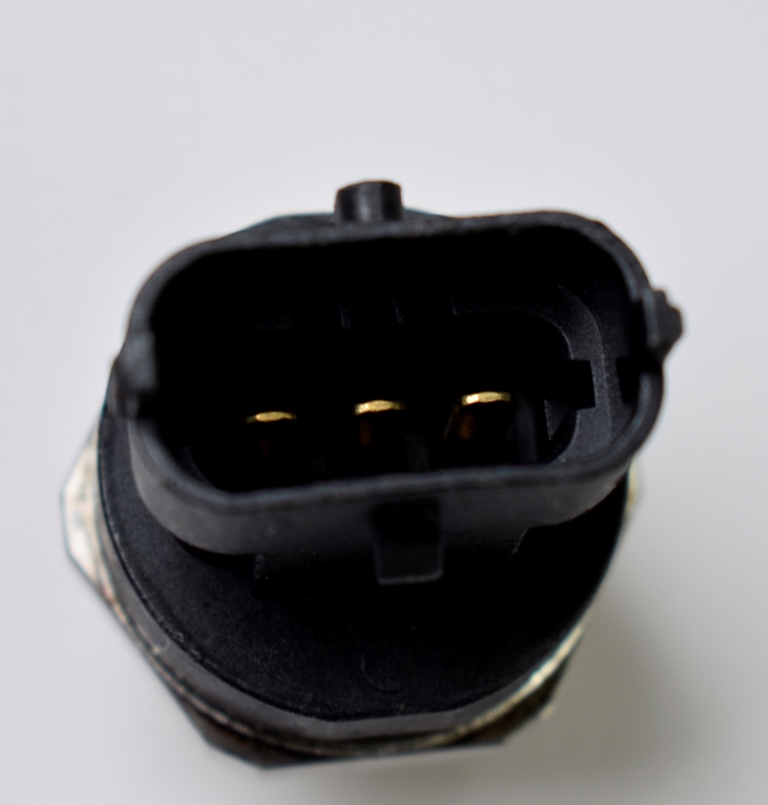 Датчик давления топлива Cartronic CRTR0121634 Ref.0281006176/ 0281006326